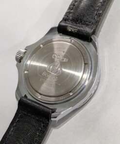 Vostok Komandirskie della Vittoria - Memoriale 1945 Treptower Park - Grade A 15 a close up of a watch