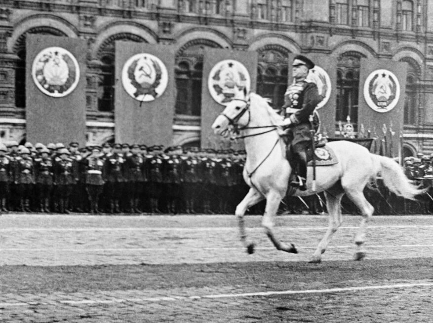 Il Cavallo Bianco del Generale Žukov: L'Orologio Vostok Komandirskie degli Anni '80 2 Immagine 2025 03 23 003845