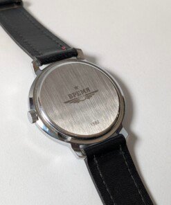 orologio-russo-vremia-cccp-quadrante-nero-stella-rossa