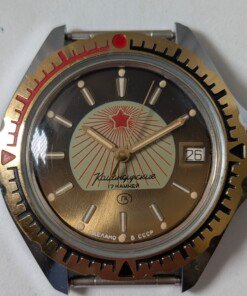 vostok-komandirskie-rising-sun-orologio-sovietico-con-scala-rossa-e-ghiera-bicolore