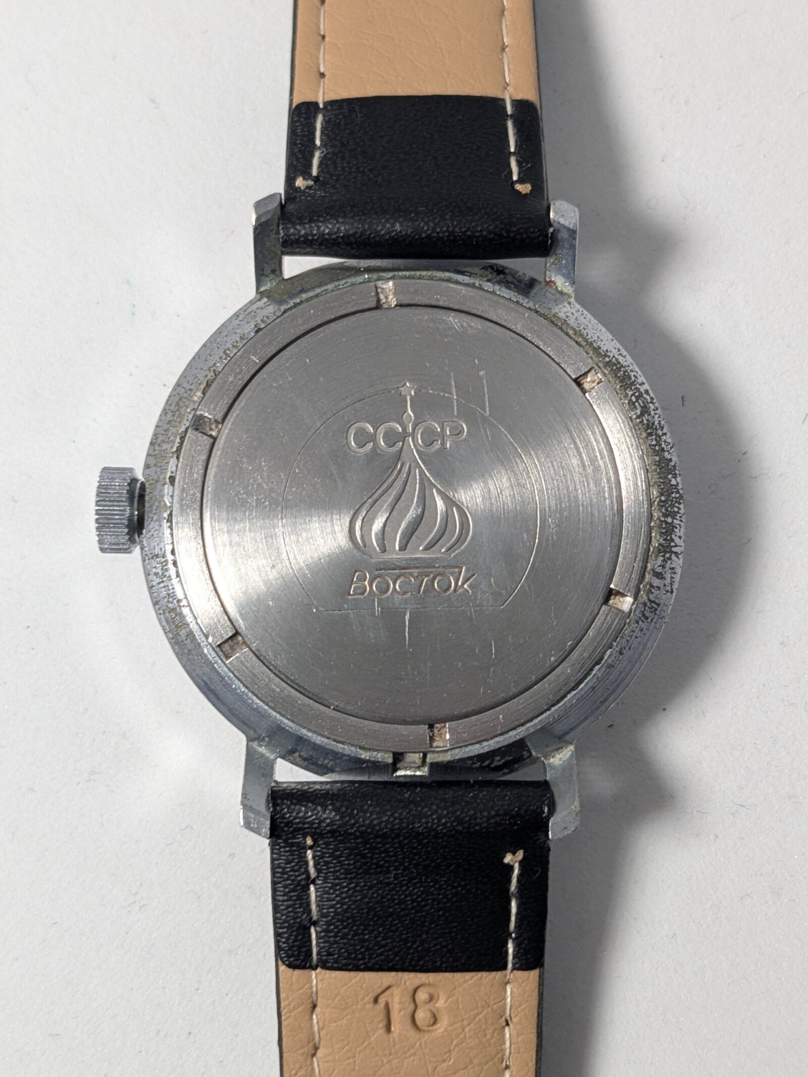 Orologio Vostok Buran Polar Aviation - Calibro 2409 - Anni '80 - Grade B 7 Orologio Vostok Buran Polar Aviation - Calibro 2409 - Anni '80 - Grade B - immagine 7