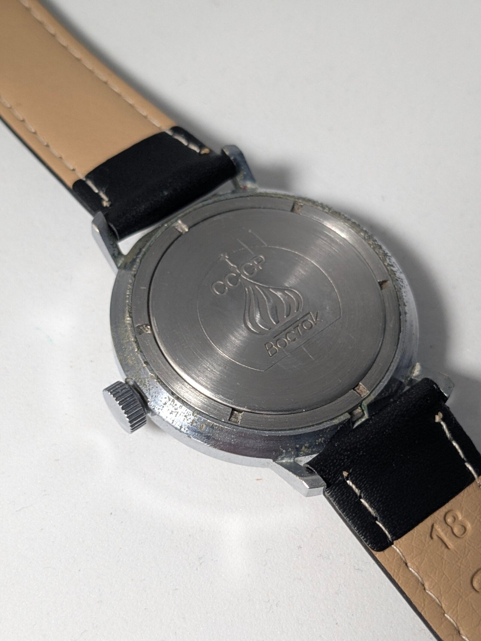 Orologio Vostok Buran Polar Aviation - Calibro 2409 - Anni '80 - Grade B 6 Orologio Vostok Buran Polar Aviation - Calibro 2409 - Anni '80 - Grade B - immagine 6
