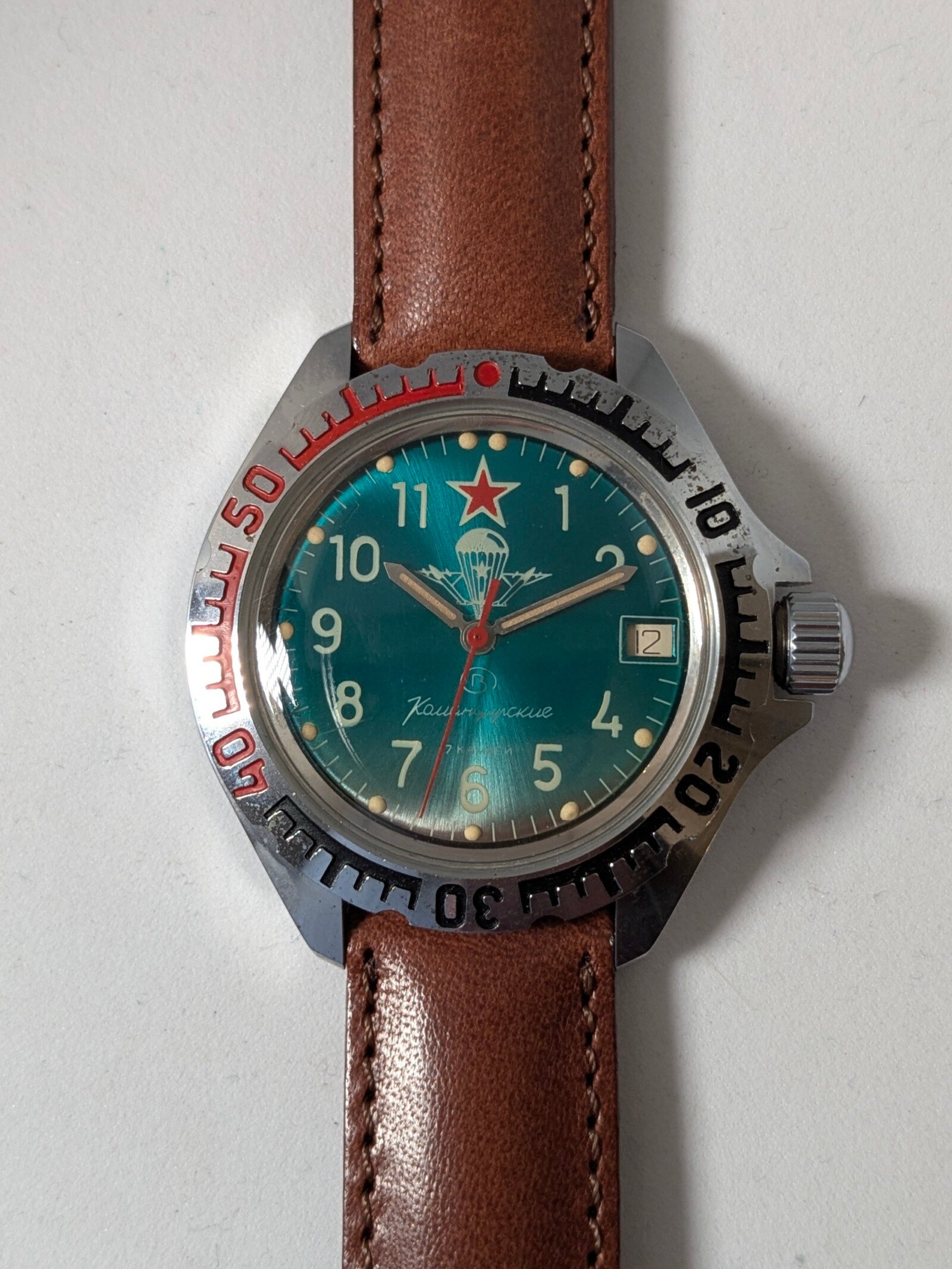 5 Orologi Komandirskie dell'Armata Rossa - Periodo Transizionale - Calibro 2414A - Cinturini Originali Time Trend 5 set orologi vostok Komandirskie dell'Armata Rossa