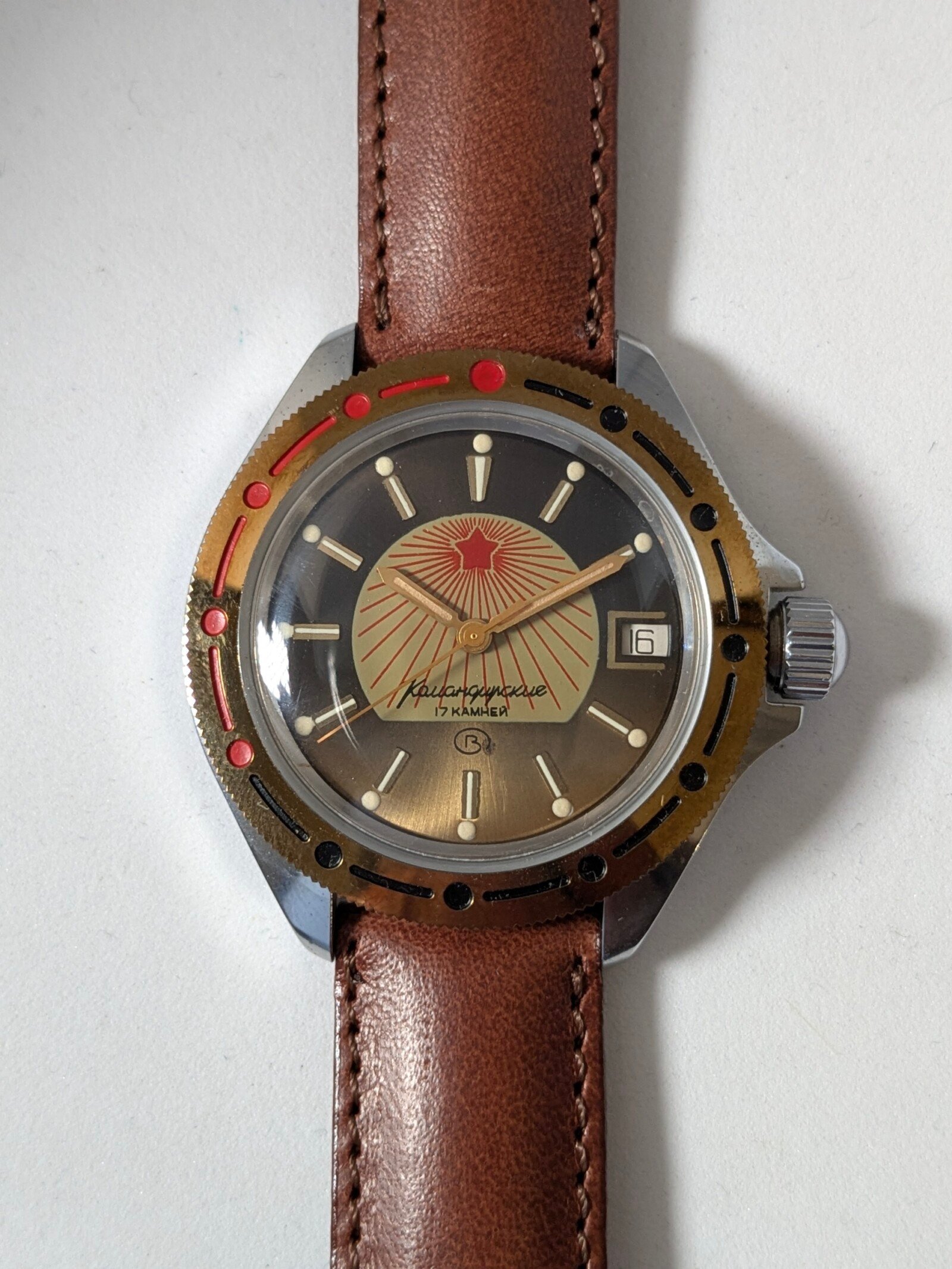 5 Orologi Komandirskie dell'Armata Rossa - Periodo Transizionale - Calibro 2414A - Cinturini Originali Time Trend 4 set orologi vostok Komandirskie dell'Armata Rossa