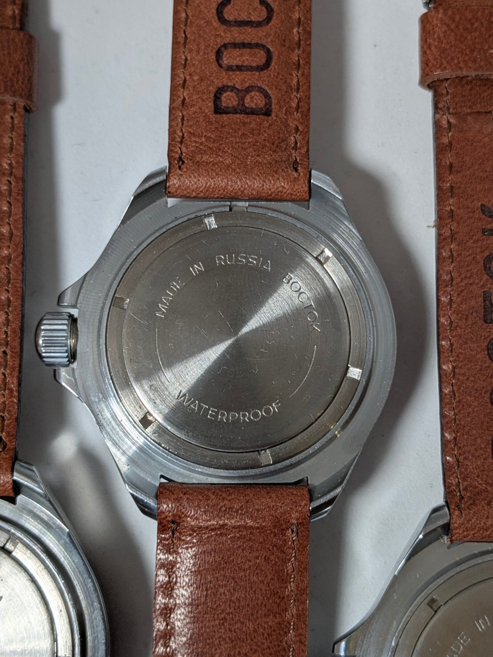 5 Orologi Komandirskie dell'Armata Rossa - Periodo Transizionale - Calibro 2414A - Cinturini Originali Time Trend 12 set orologi vostok Komandirskie dell'Armata Rossa