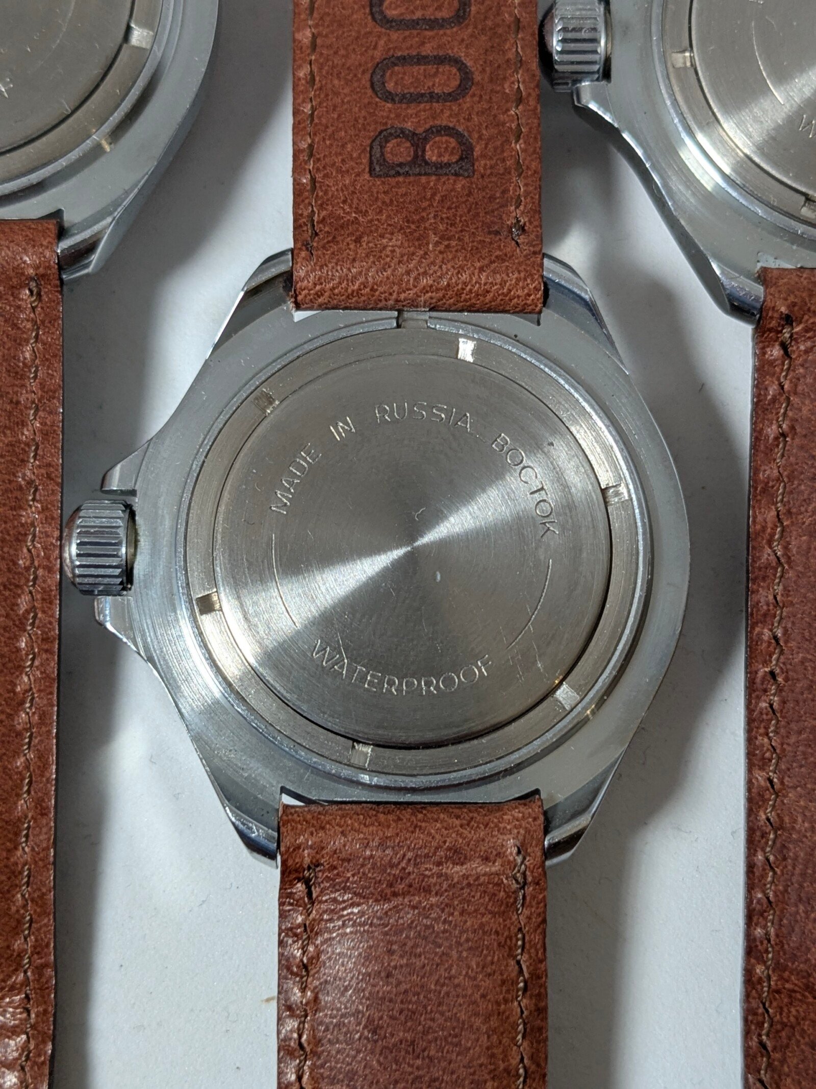 5 Orologi Komandirskie dell'Armata Rossa - Periodo Transizionale - Calibro 2414A - Cinturini Originali Time Trend 11 set orologi vostok Komandirskie dell'Armata Rossa