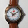 Orologio Vostok Komandirskie commemorativo 1945–1995 con quadrante rosso e cassa in ottone