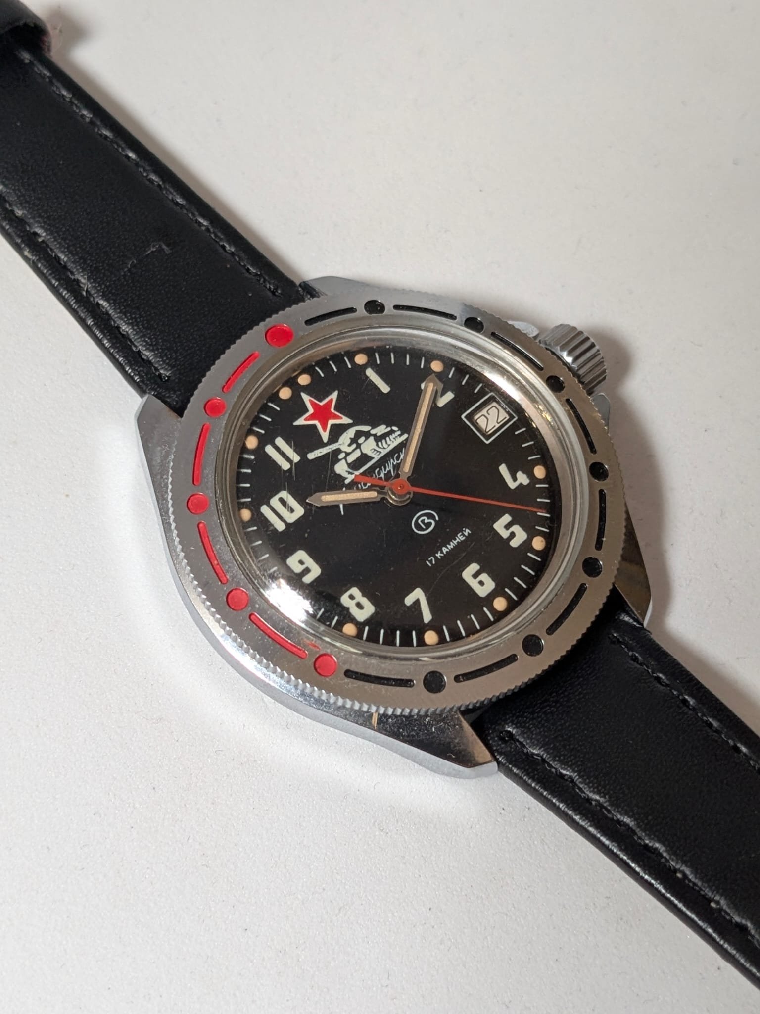 Orologio Vostok komandirskie Tank quadrante nero meccanico manuale - Grade C 2 Orologio Vostok komandirskie Tank russo