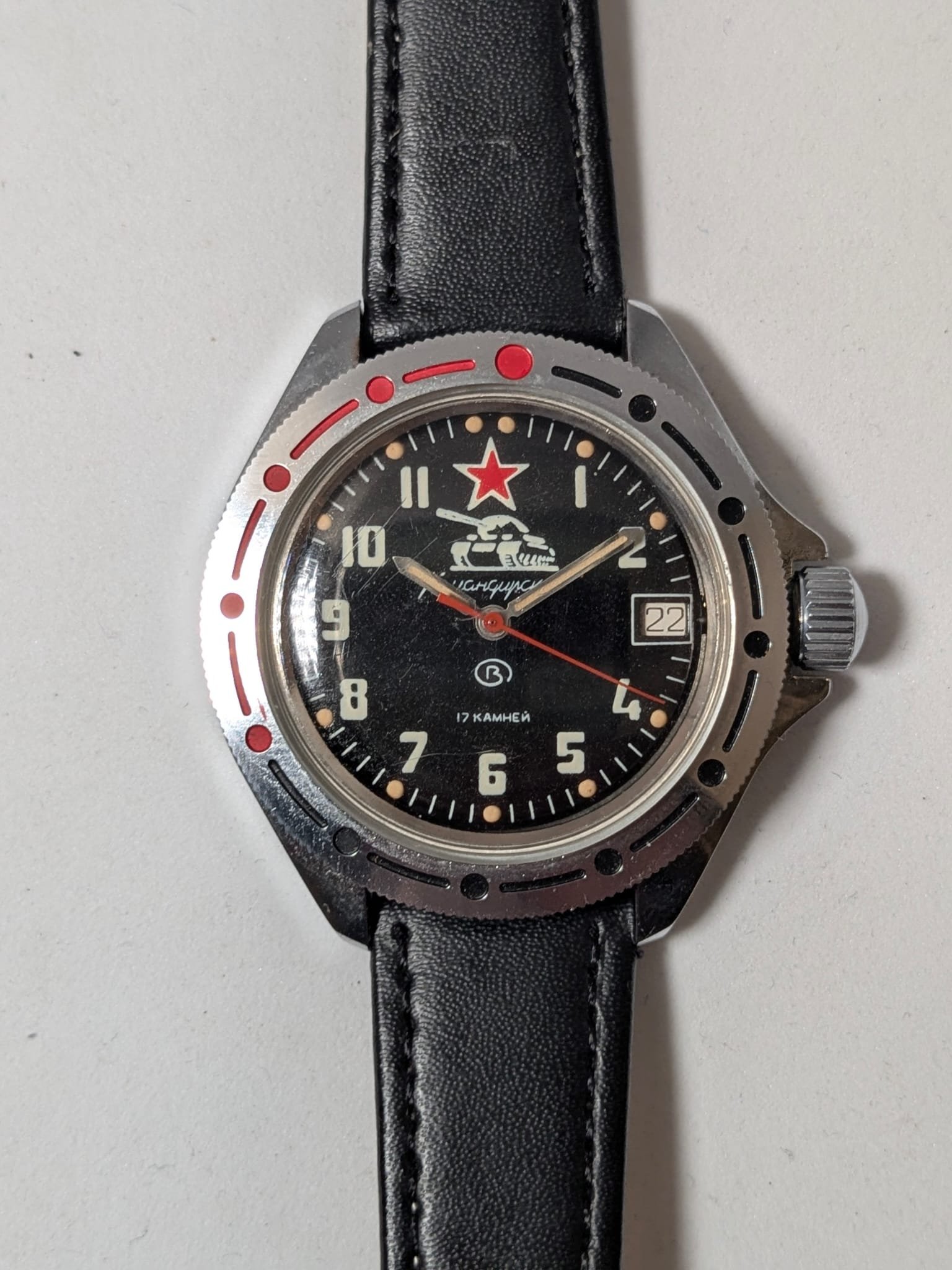 Orologio Vostok komandirskie Tank quadrante nero meccanico manuale - Grade C 1 Orologio Vostok komandirskie Tank russo