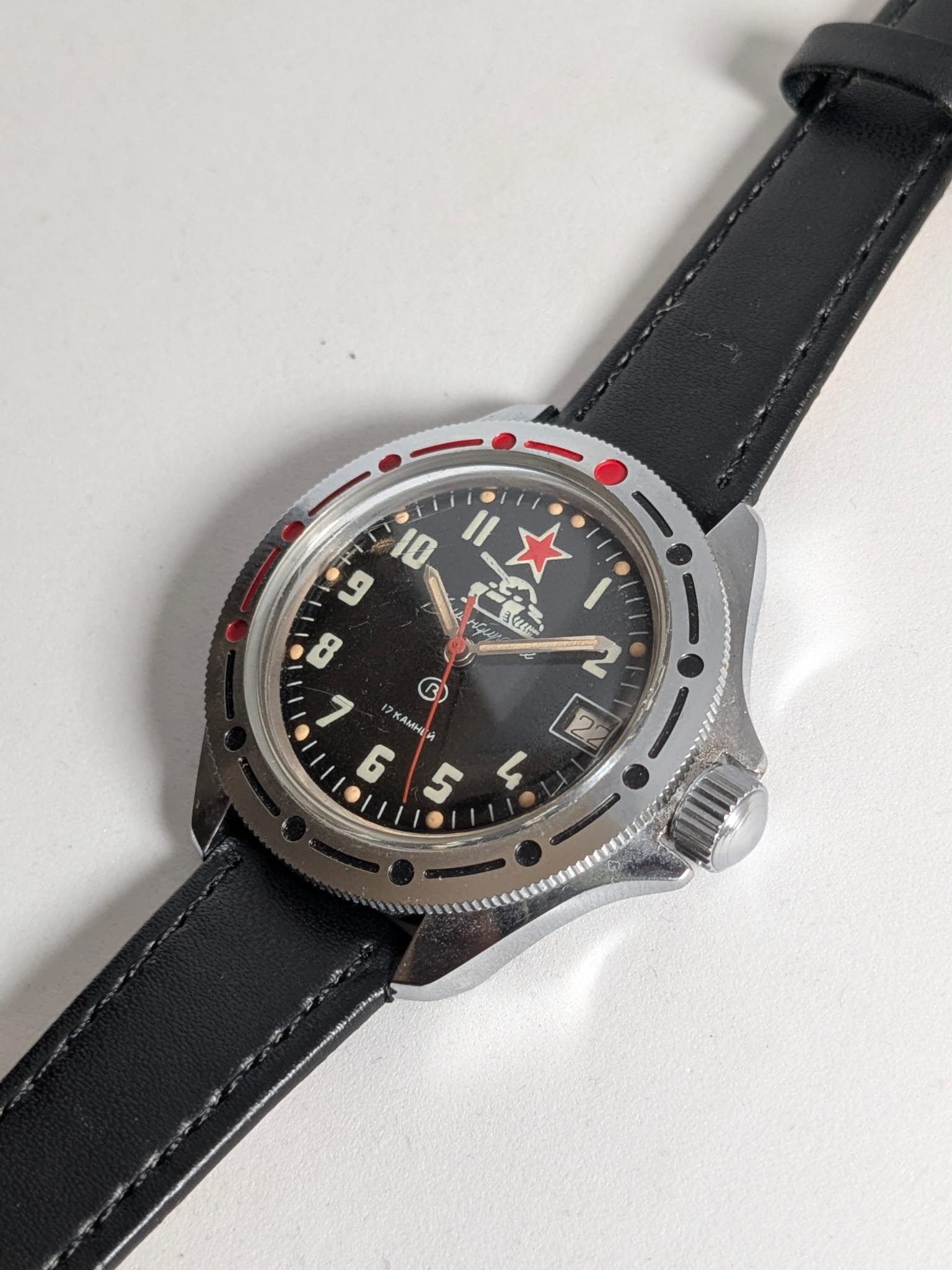 Orologio Vostok komandirskie Tank quadrante nero meccanico manuale - Grade C 3 Orologio Vostok komandirskie Tank russo
