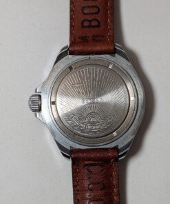 Orologio Vostok komandirskie Tank transizionale con cinturino e custodia 23 Orologio Vostok komandirskie Tank russo