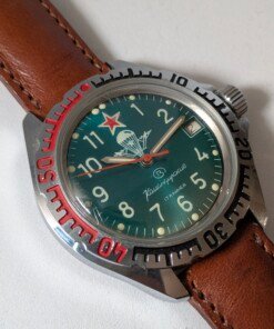 Orologio Vostok komandirskie Paratrooper transizionale con cinturino e custodia 26 Vostok komandirskie Paratrooper