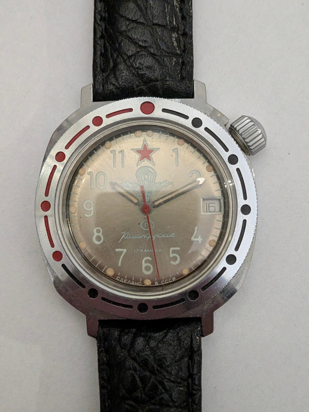 Vostok komandirskie Paratrooper 2414 corona a ore 2 - Grade B 1 Vostok Komandirskie Paratrooper sovietico con corona a ore 2