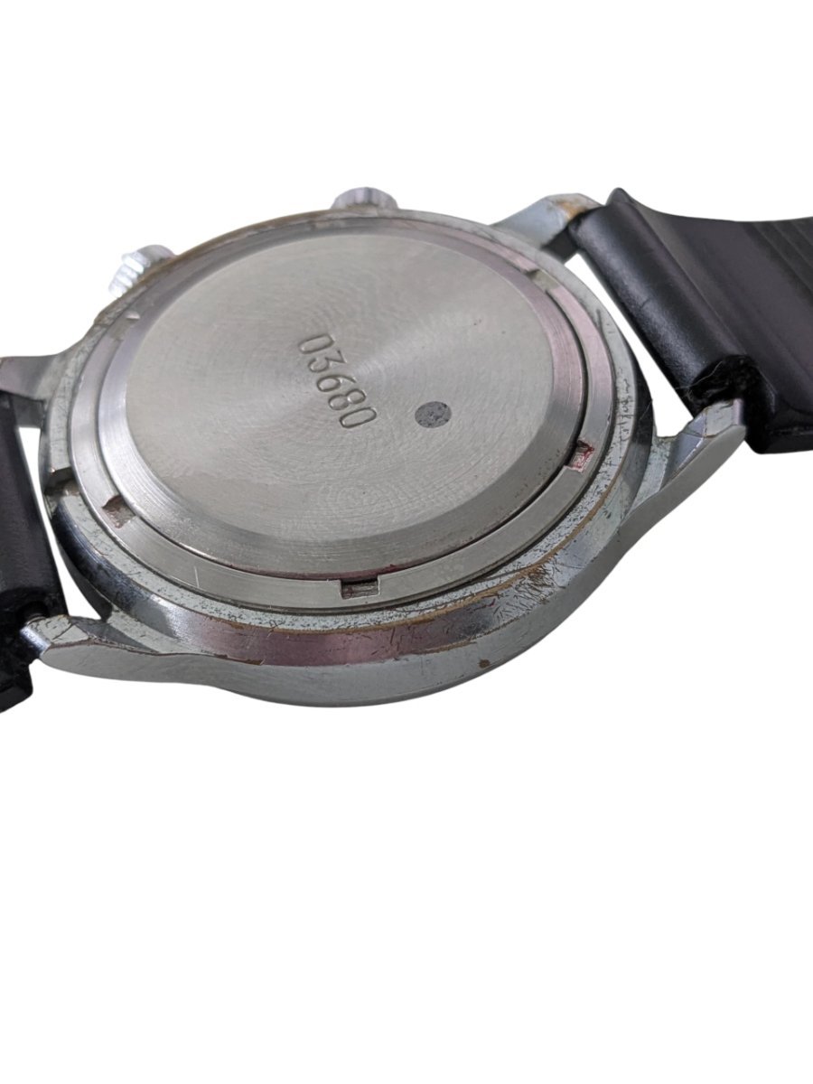 Orologio Poljot Alarm Calibro 2612.1 Anni 2000 Russia 4 Orologio russo vintage da collezione, fondello metallico con numero seriale 03680 e cinturino nero.