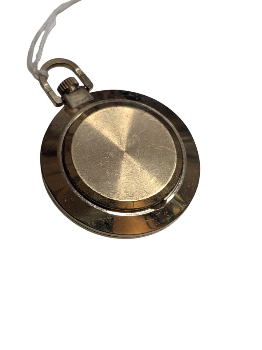 Orologio da tasca sovietico Raketa con marchio di qualità GOST - Grade B 6 Retro sinistro di orologio Vostok Komandirskie vintage russo, riferimento catalogo 131, con fondello metallico.